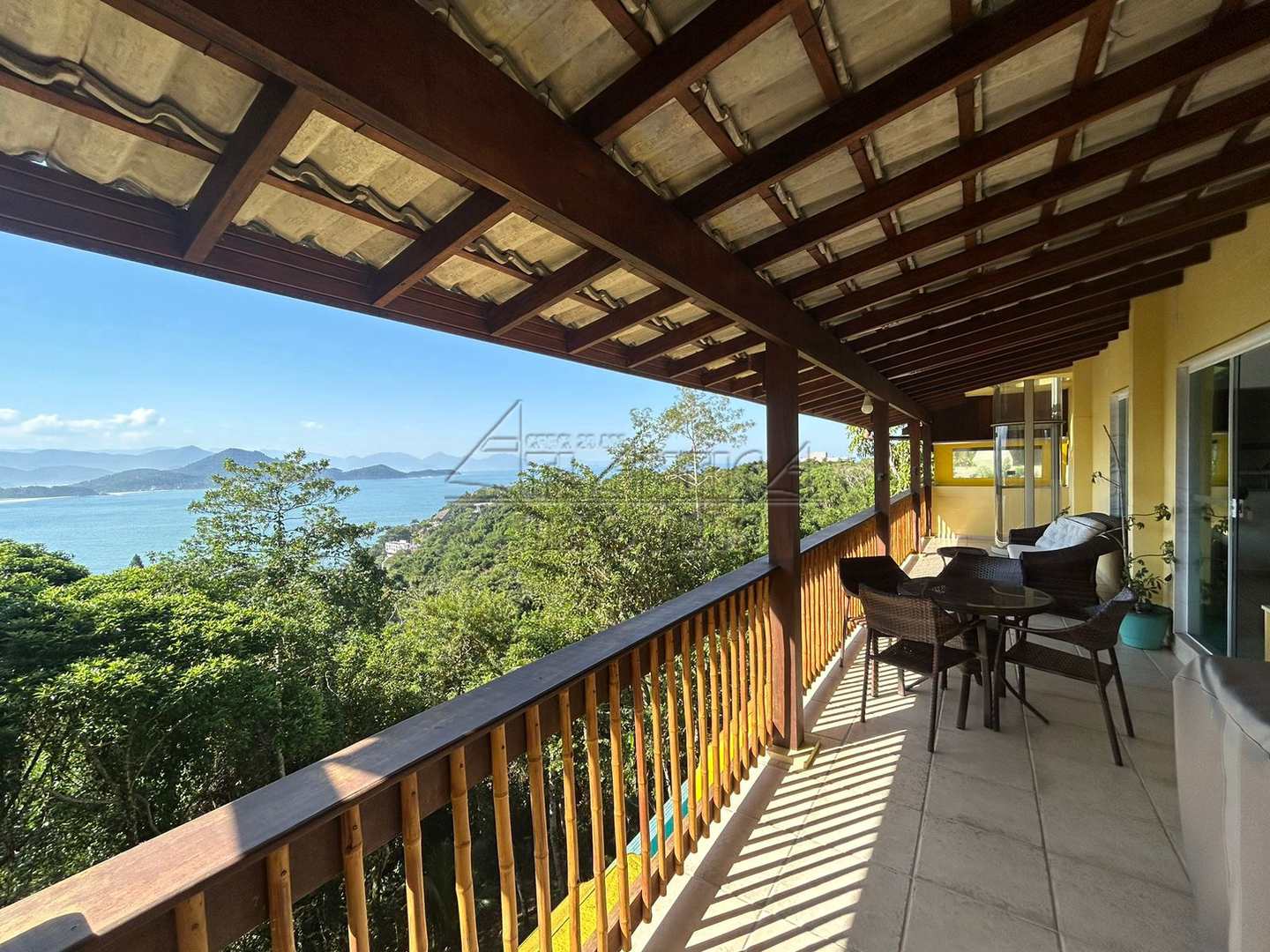 Casa de Condomínio na Ponta das Toninhas, Ubatuba, 4255 - Foto 1